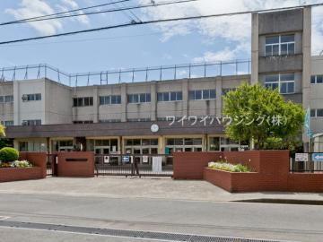 松戸市立松飛台第二小学校／徒歩3分・約200m(2024年12月)