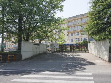 松戸市立横須賀小学校／徒歩7分・約500m