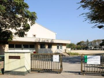 柏市立田中小学校／徒歩8分・約600m(2025年8月)