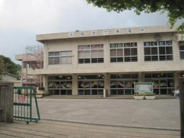 松戸市立八ケ崎第二小学校／徒歩6分・約450m(2026年3月)