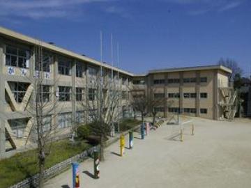 松戸市立小金北小学校／徒歩6分・約442m(2026年3月)