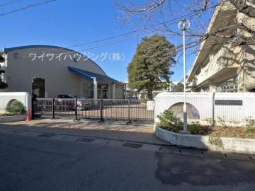 流山市立新川小学校／徒歩8分・約600m(2026年7月)