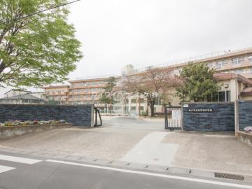 松戸市立牧野原中学校／徒歩17分・約1,300m