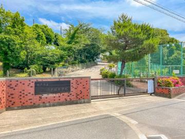 松戸市立河原塚中学校／徒歩18分・約1,400m(2024年12月)
