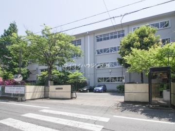 松戸市立第三中学校／徒歩18分・約1,430m(2025年3月)