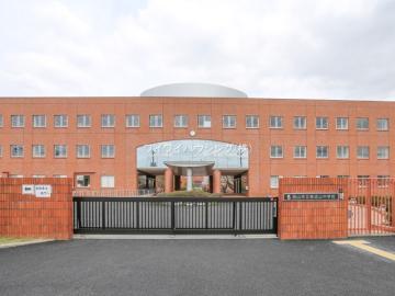 流山市立南流山中学校/徒歩20分・約1,600m 流山市立南流山中学校/徒歩20分・約1,600m