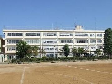 柏市立田中中学校／徒歩11分・約850m(2025年3月)