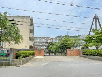 松戸市立第六中学校／徒歩7分・約500m(2025年6月)
