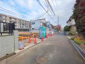 前面道路含む現地写真(2025年11月)