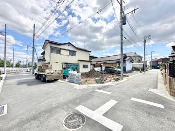 前面道路含む現地写真(2025年10月) 前面道路含む現地写真(2025年10月)