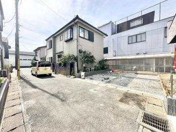 前面道路含む現地写真(2025年9月) 前面道路含む現地写真(2025年9月)