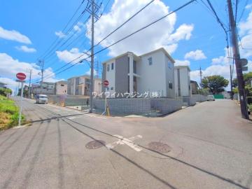 前面道路含む現地写真(2025年8月) 前面道路含む現地写真(2025年8月)