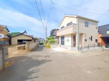 前面道路含む現地写真(2025年10月) 前面道路含む現地写真(2025年10月)