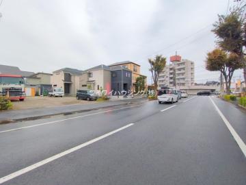 前面道路含む現地写真(2025年10月) 前面道路含む現地写真(2025年10月)