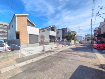 前面道路含む現地写真(2025年10月)