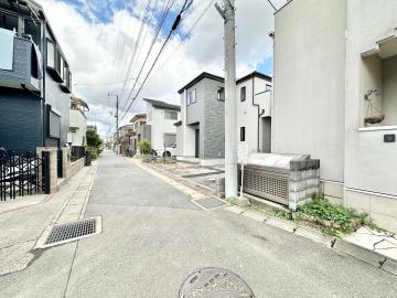 前面道路含む現地写真(2025年10月) 前面道路含む現地写真(2025年10月)