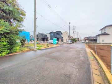前面道路含む現地写真(2025年10月) 前面道路含む現地写真(2025年10月)