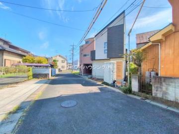 前面道路含む現地写真(2025年10月) 前面道路含む現地写真(2025年10月)