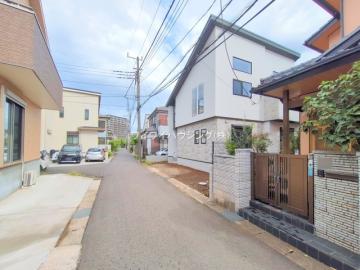 前面道路含む現地写真(2025年10月) 前面道路含む現地写真(2025年10月)