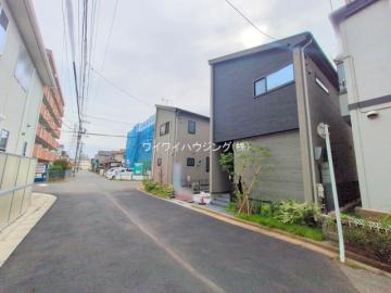 前面道路含む現地写真(2025年10月)