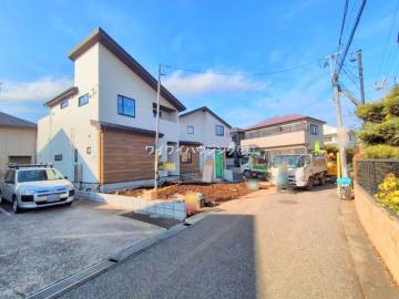 前面道路含む現地写真(2025年12月)