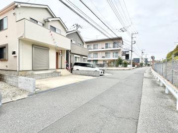 前面道路含む現地写真(2025年11月)