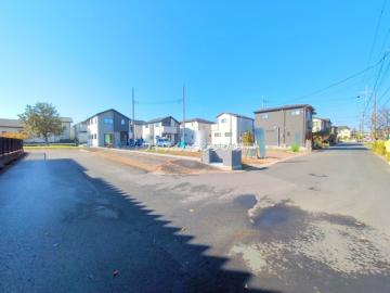 前面道路含む現地写真(2025年11月)