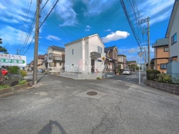 前面道路含む現地写真(2026年8月)
