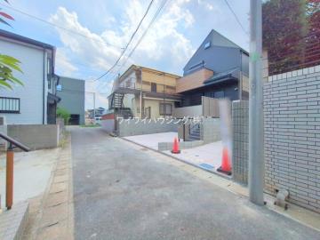 前面道路含む現地写真(2025年8月) 前面道路含む現地写真(2025年8月)