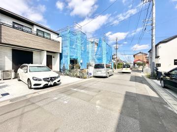 前面道路含む現地写真(2025年10月)