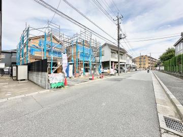 前面道路含む現地写真(2025年10月) 前面道路含む現地写真(2025年10月)