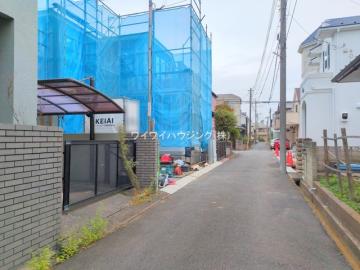 前面道路含む現地写真(2025年10月)