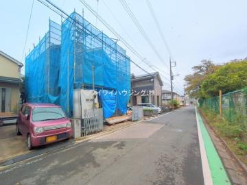 前面道路含む現地写真(2025年10月)
