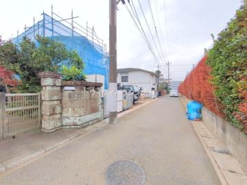 前面道路含む現地写真(2025年11月)