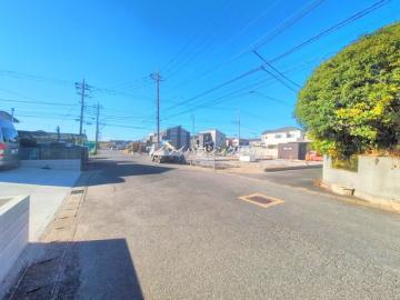 前面道路含む現地写真(2025年12月)