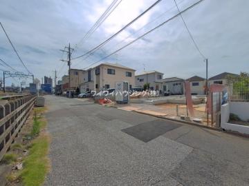 前面道路含む現地写真(2026年8月)