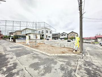 前面道路含む現地写真(2025年10月) 前面道路含む現地写真(2025年10月)