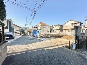 前面道路含む現地写真(2025年12月)