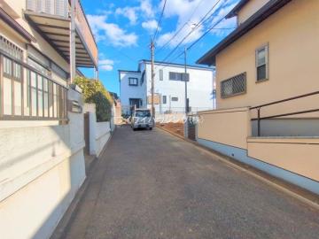 前面道路含む現地写真(2025年12月)